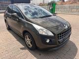 Peugeot 3008 1.6 HDI Business-Line Panorama - Peugeot 3008: Business Line