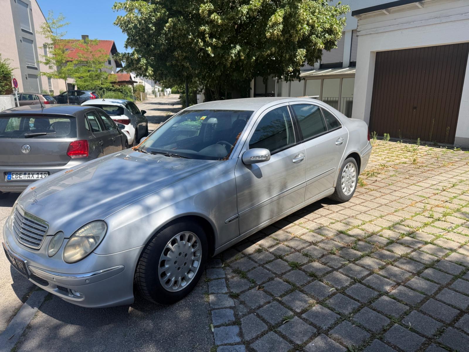 Mercedes-Benz E 220 CDI ELEGANCE-TEL-01704684029--