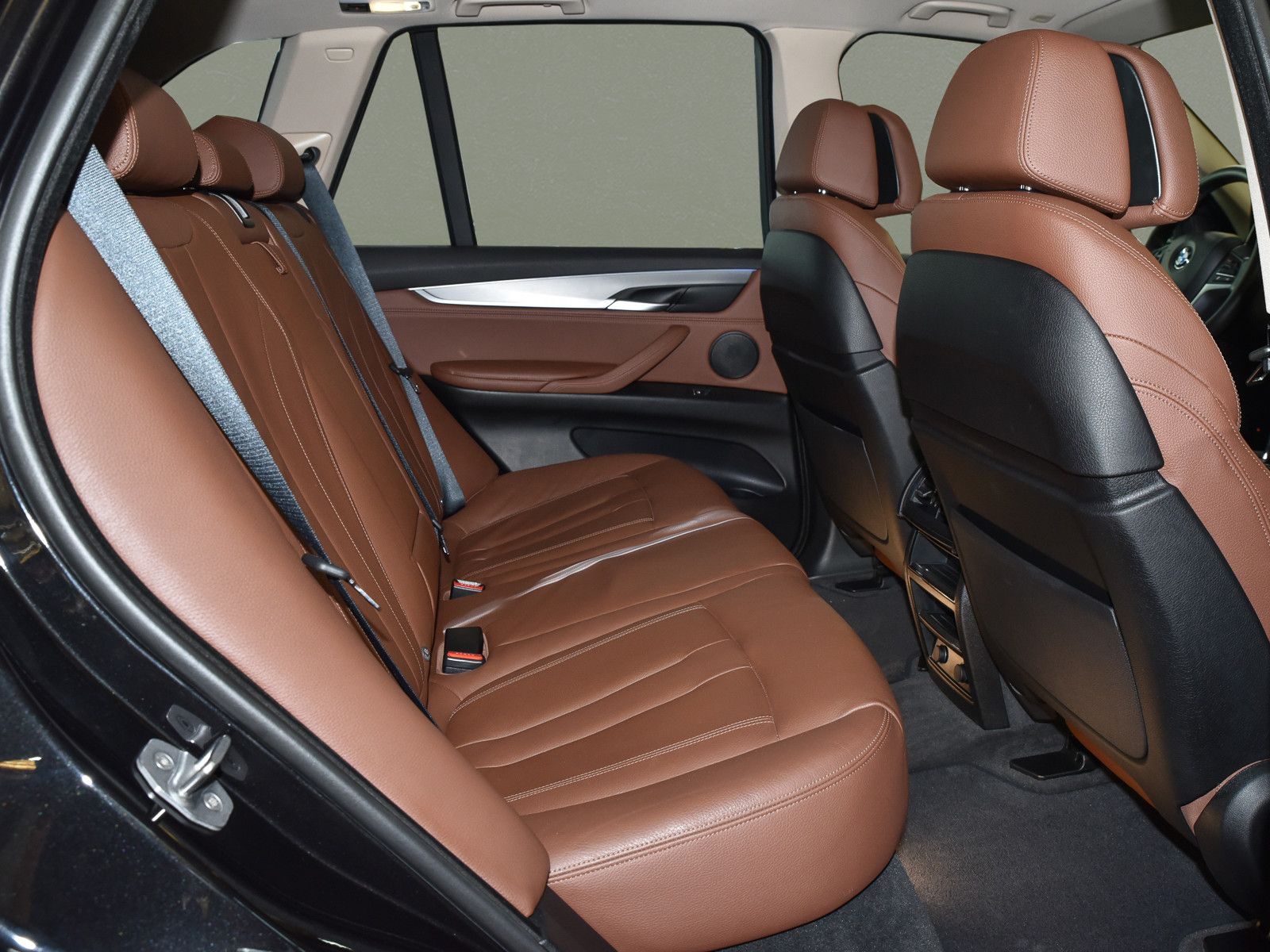 Fahrzeugabbildung BMW X5 40e - NEUER MOTOR mit nur 3.386 Km | Garantie