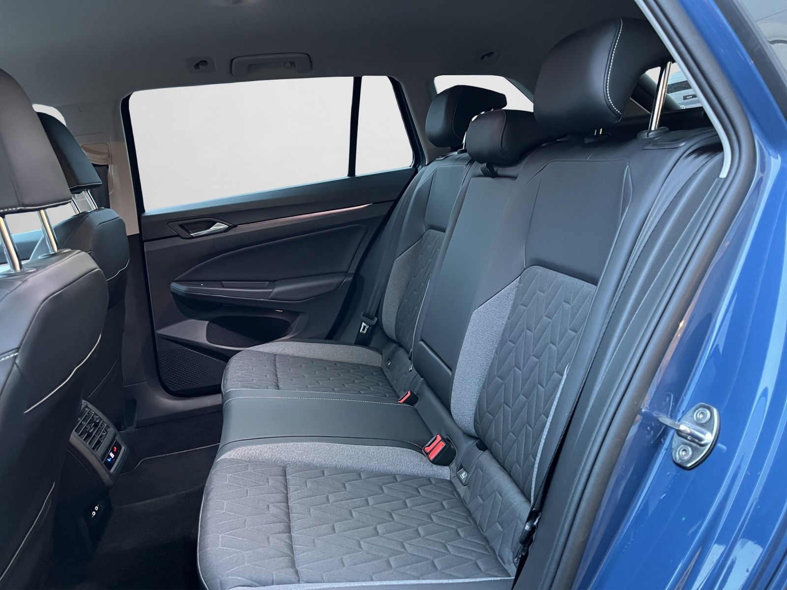 Volkswagen Golf - Bild 14