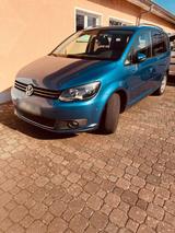 Volkswagen Touran Style 1.4 TSI - Volkswagen Touran Style mit Benzin-Antrieb