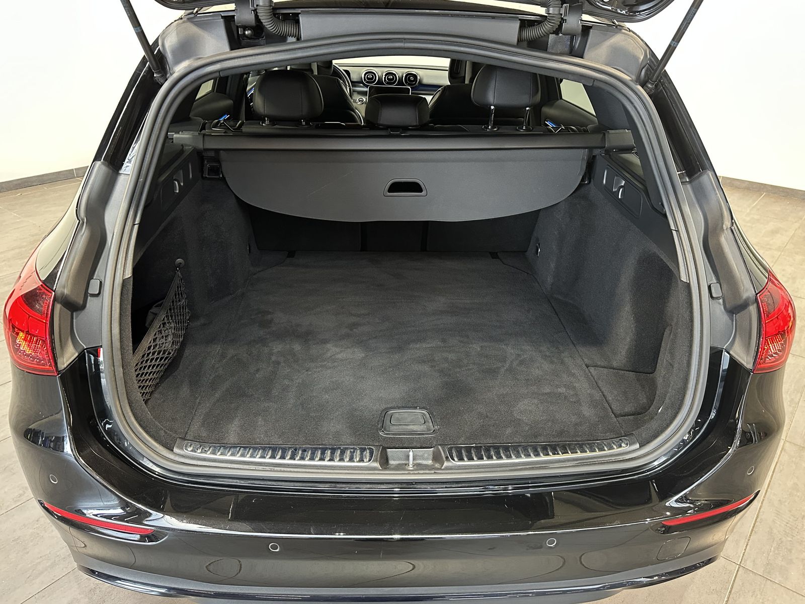 Fahrzeugabbildung Mercedes-Benz C 200d T Avantgarde NAV+LED+KAM+CARPLAY+VC+17ZO