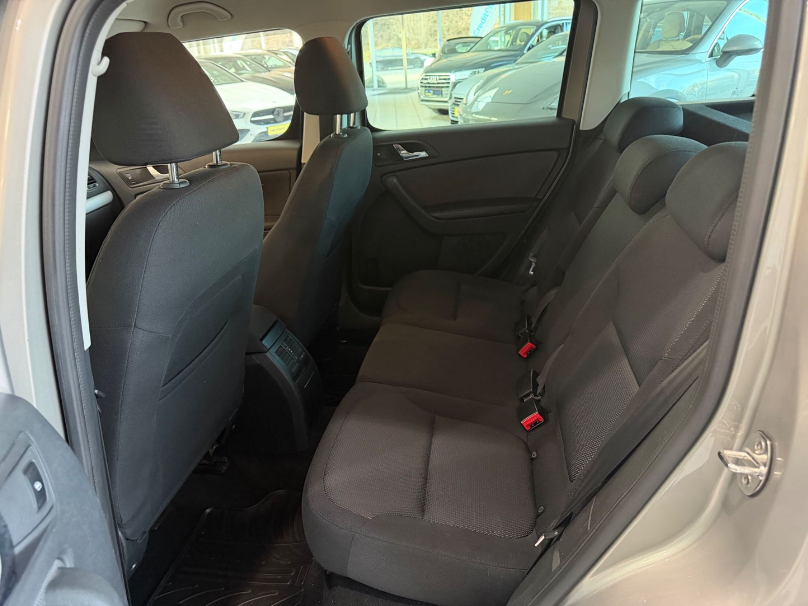 Fahrzeugabbildung SKODA Yeti Ambition Plus Edition