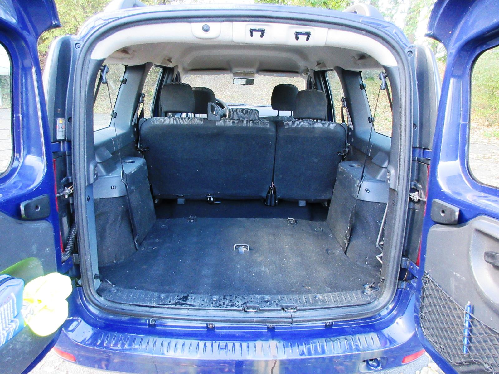 Dacia Logan 2009 — photo 7