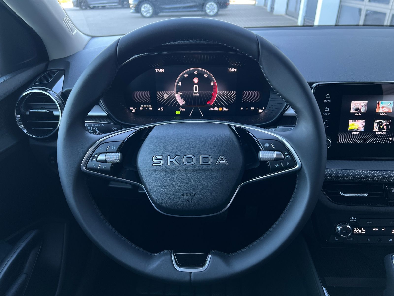 Fahrzeugabbildung SKODA Fabia Selection 1.0 TSI DSG *LED, KESSY, Rückfah