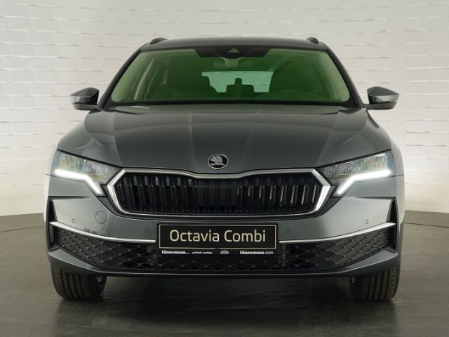 Octavia COMBI SELECTION MHEV DSG+AHK+LED+NAVI+RÜ