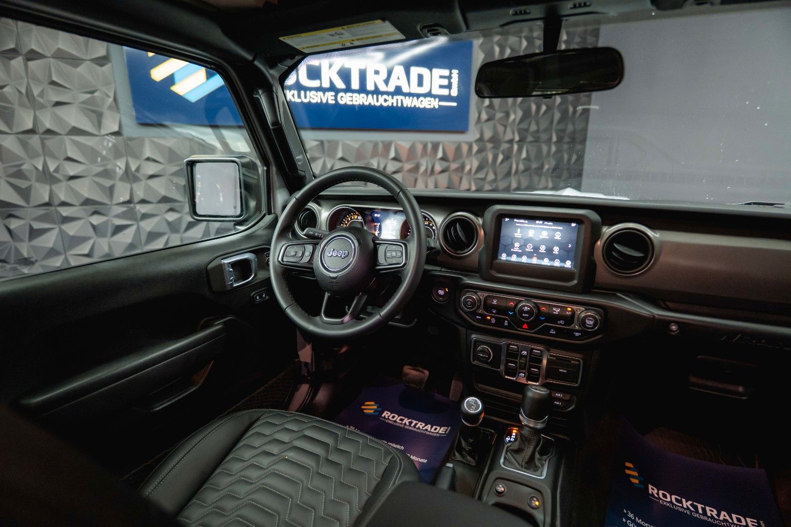 Fahrzeugabbildung Jeep Wrangler 3.6 V6 UNLIMITED SPORT OFFROAD 4x4 LED