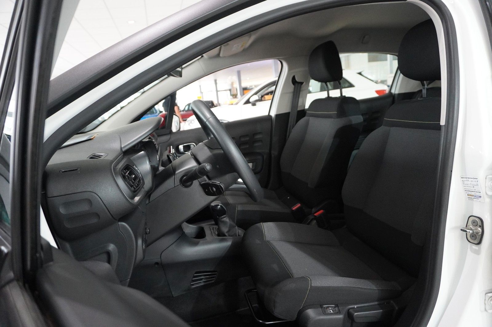 Fahrzeugabbildung Citroën C3 LIM. 1.2 FEEL LED/KLIMA/SHZ/PDC/TEMP./USB