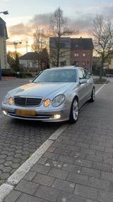 Mercedes-Benz Mercedes w211 E220CDI mit wenig km tüv neu... - Mercedes-Benz E 220: Cdi W211
