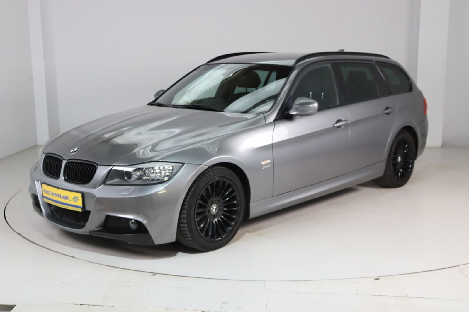Fahrzeugabbildung BMW 320 d xDrive M-Paket * Xenon * Navi * Alcantara
