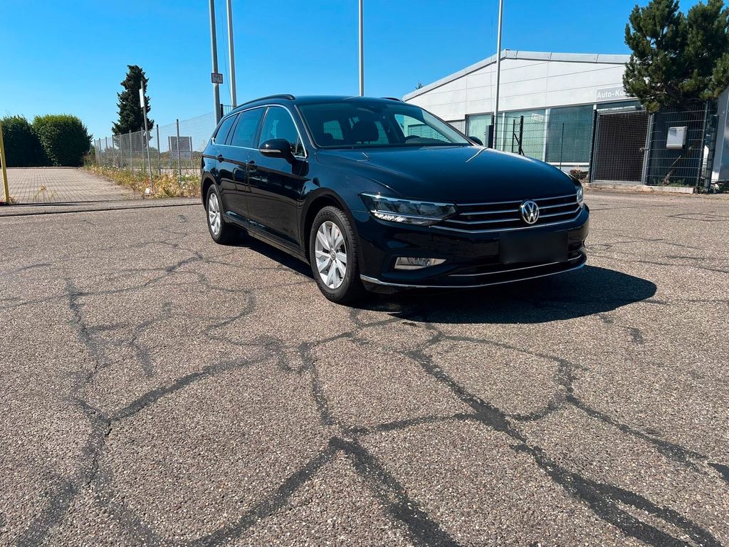 Image of Volkswagen Passat Variant