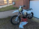 Husqvarna FE 350 Model 2022 - HUSQVARNA FE 350