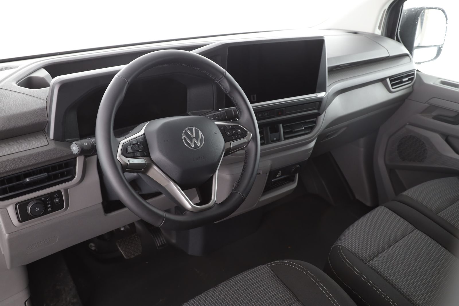Volkswagen T7 Caravelle - Bild 11