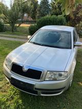 Skoda Superb TDI - Skoda Octavia: Super