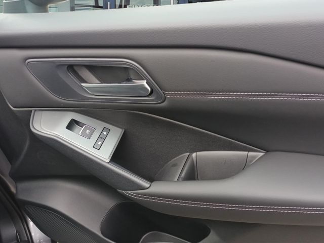 Nissan Qashqai 1.3 DIG-T N-Connecta °Navi°RFK°SHZ°BF°