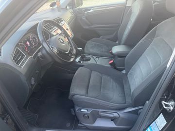 Volkswagen Tiguan - 12