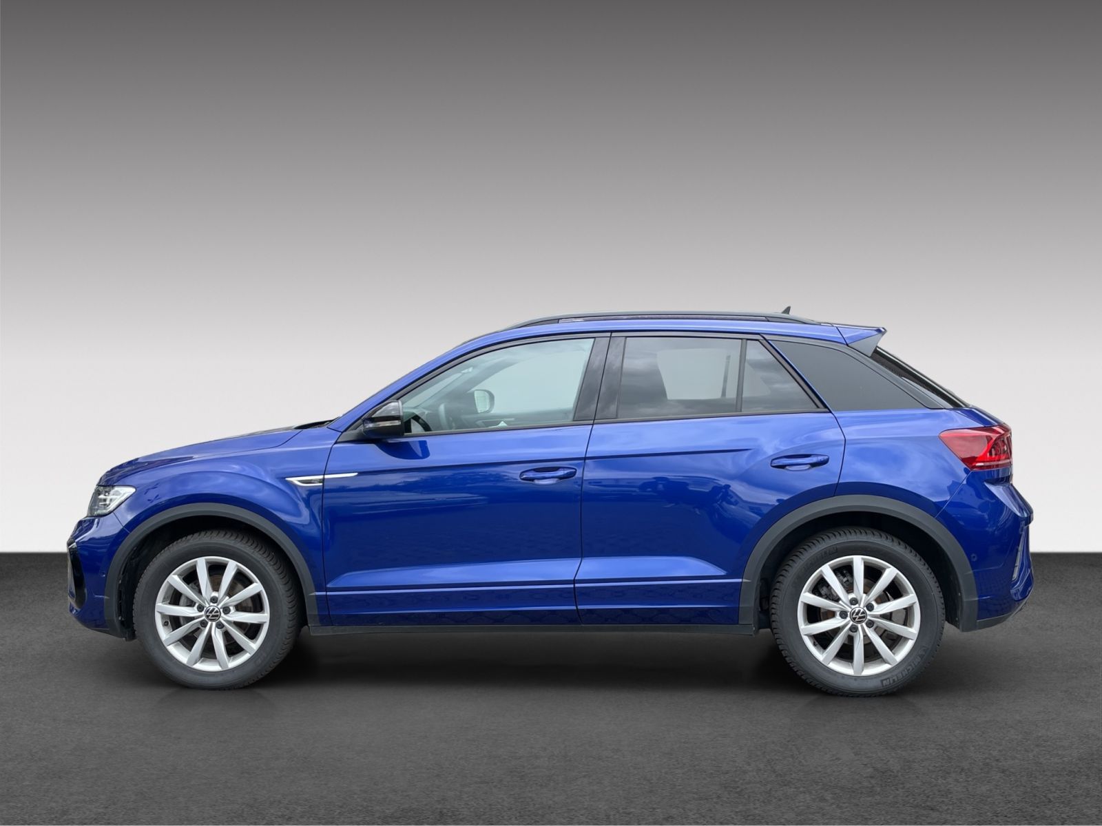 Volkswagen T-Roc R-Line 1.5 TSI DSG IQ.LIGHT AHK ACC NAVI foto 5