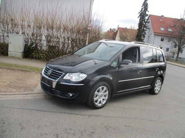 Volkswagen Touran 2.0 TDI Highline DSG/Navi/S-HEFT/AHK*