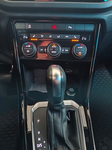 T-Roc Style 2.0 TDI DSG *ACC*el.HK*LED*Winter*