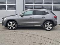 Mercedes-Benz GLA 200 Progressive 7G/AHK/Navi-Prem/Kamera/LED