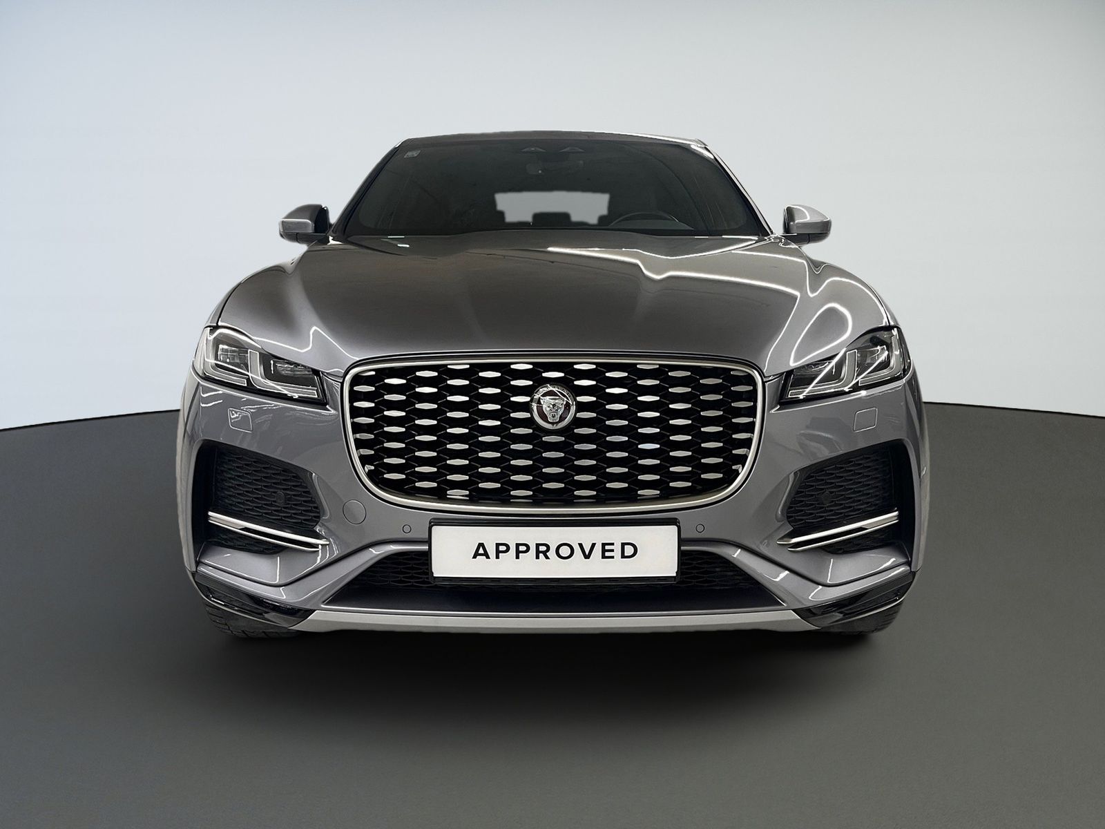 Jaguar P 250 AWD SE imagem 3