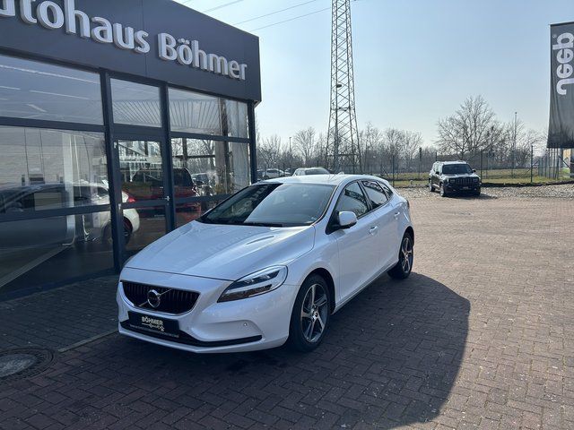 Volvo V40 Momentum