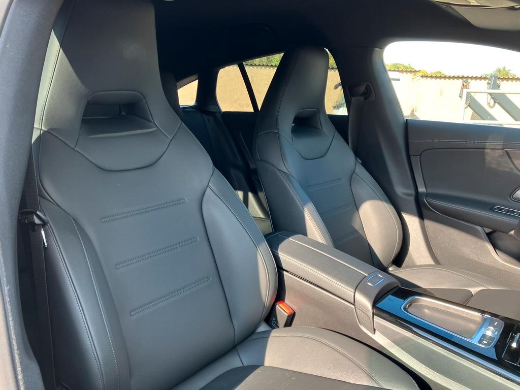 Mercedes-Benz CLA 220 Shooting Brake