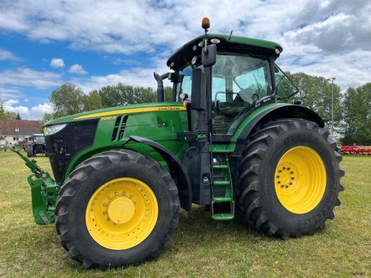 John Deere 7290R
