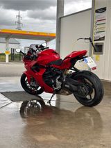 Ducati Supersport 950s