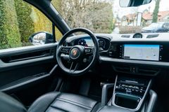 PORSCHE Cayenne S/ 1. HD./ LUFT/ BURMESTER/ INNODRIVE PORSCHE Cayenne S/ 1. HD./ LUFT/ BURMESTER/ INNODRIVE