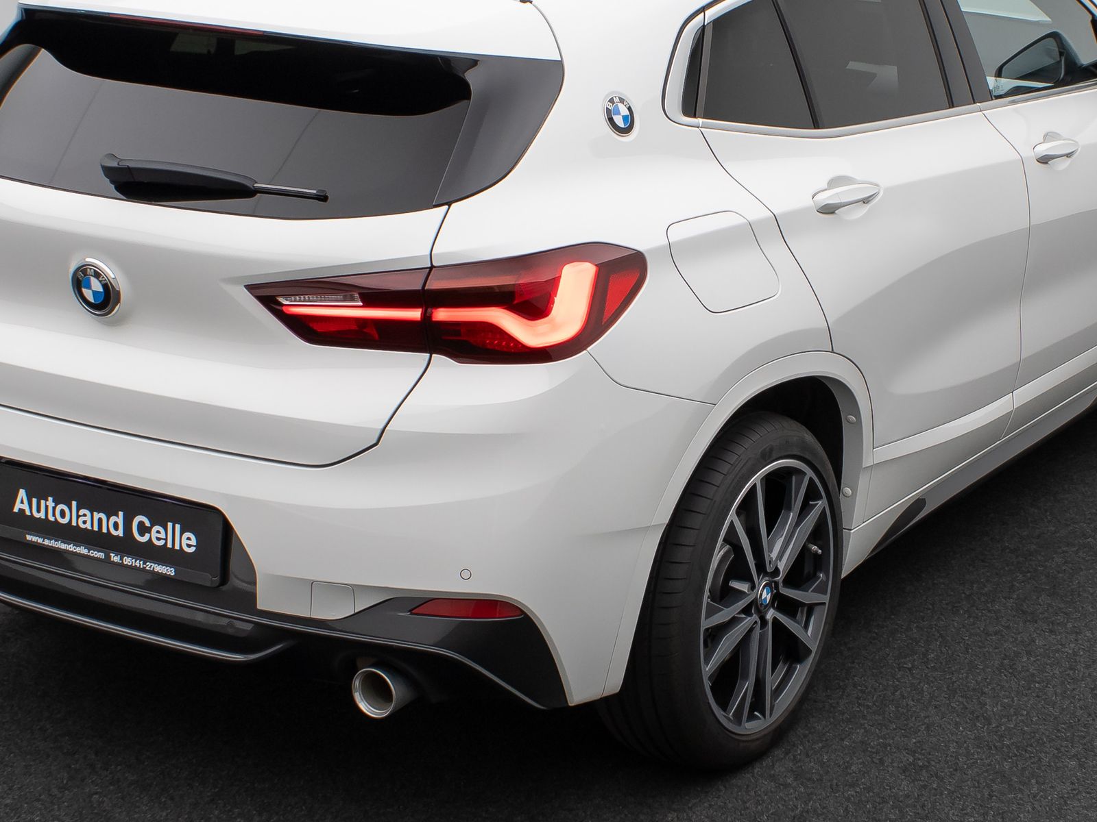 Fahrzeugabbildung BMW X2 xD20i M Sport Kamera HUD DAB Navi+ Alarm 19"
