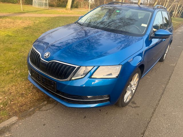 Skoda Octavia Combi Style+Navi+DSG+1-Hand