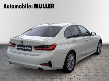 BMW 318 - 8