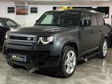 Land Rover Defender 110 D250 SE 1.Hand BlackP. ACC 360° AHK - Land Rover Defender Gebrauchtwagen in Hannover