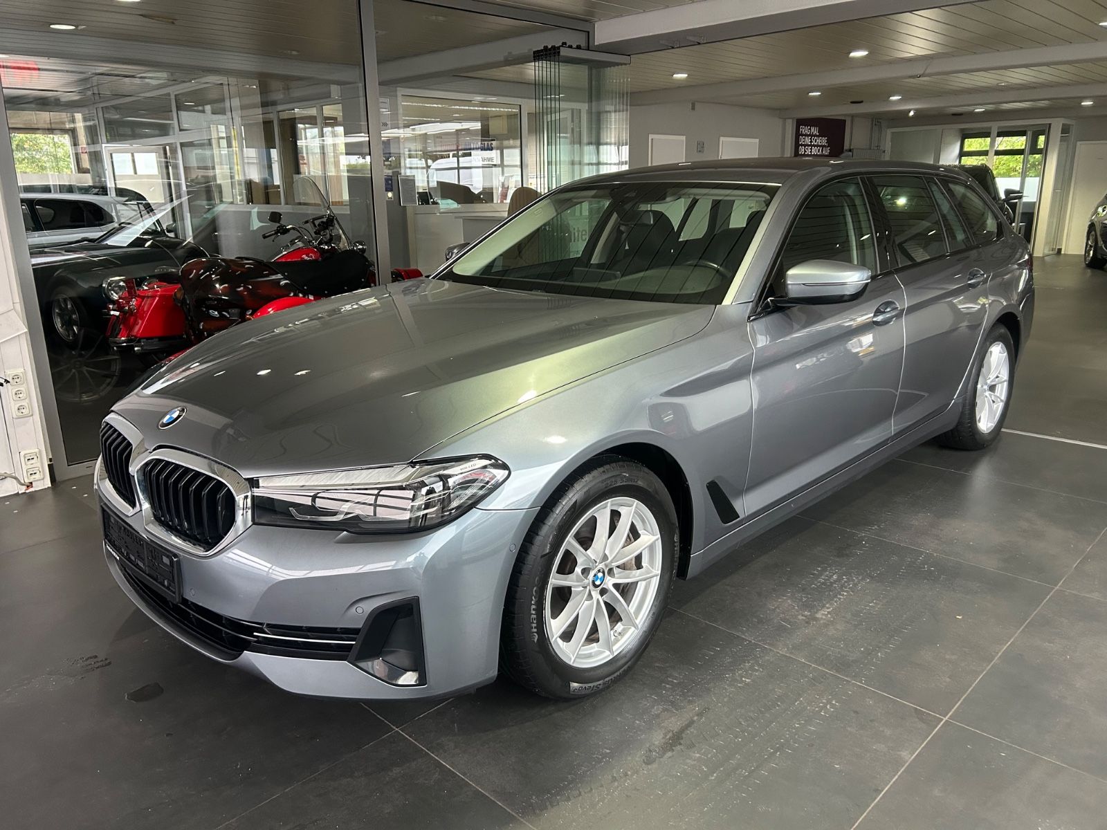 BMW 530d Touring Automatik Sport Leder LED CAM
