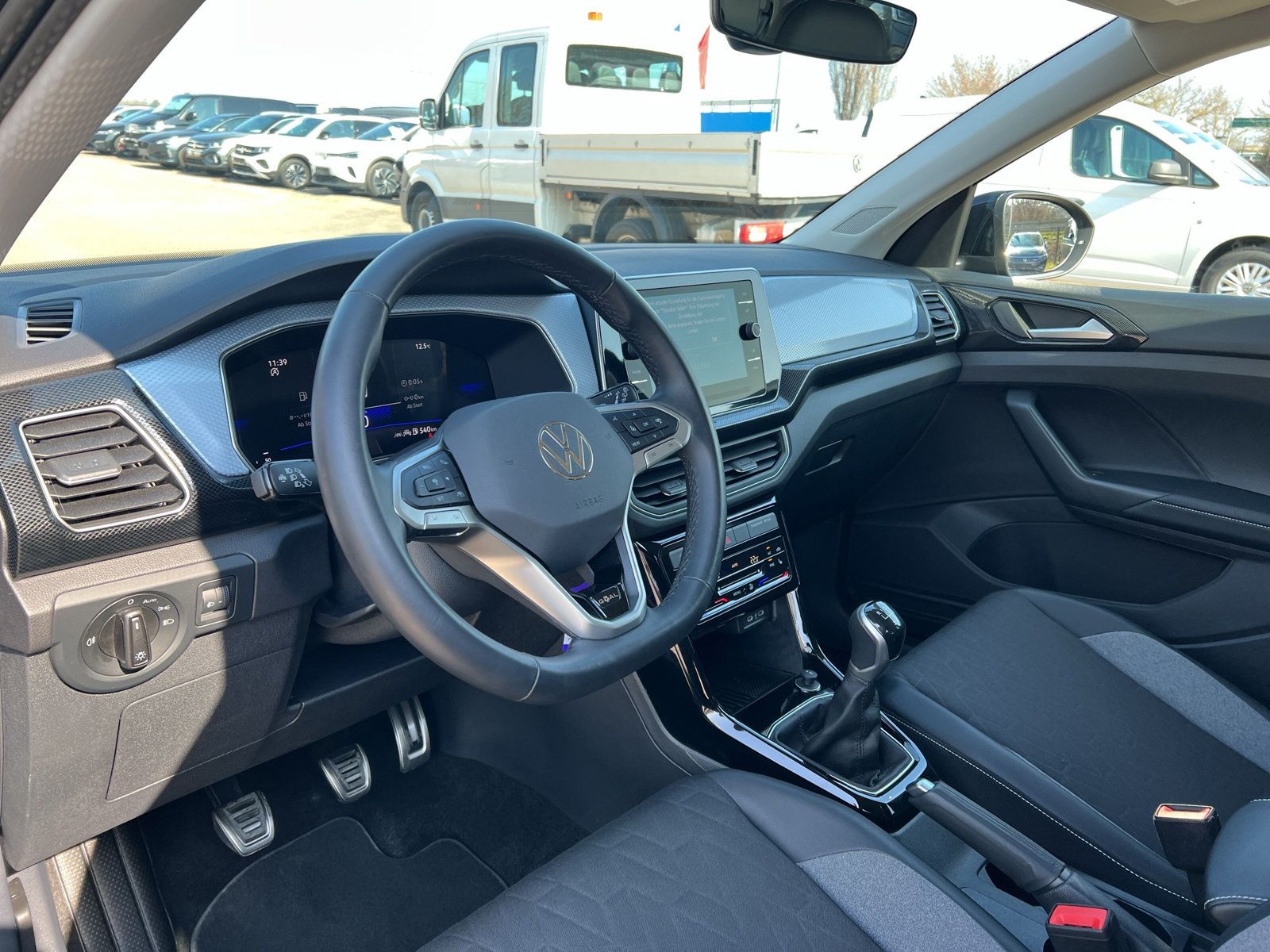 Volkswagen T-Cross - Bild 12