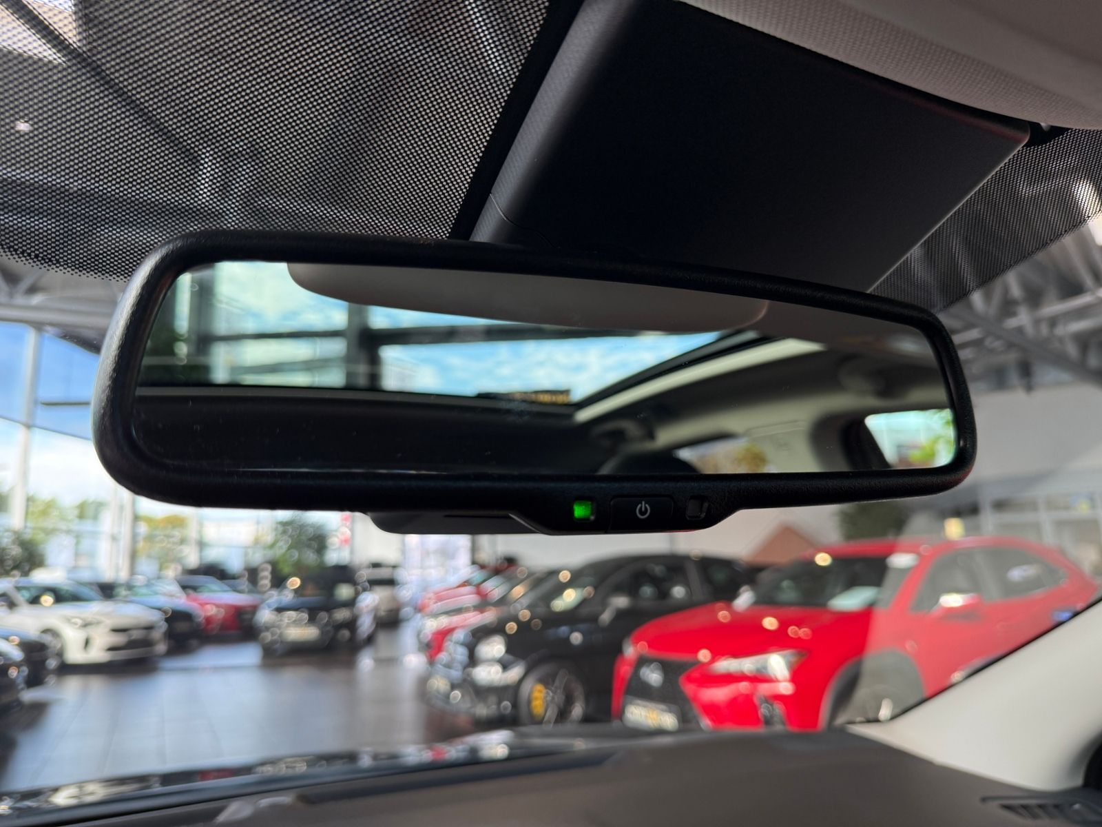 Fahrzeugabbildung Nissan Qashqai 1.3 DIG-T DCT ZAMA PANO NAV SHZ