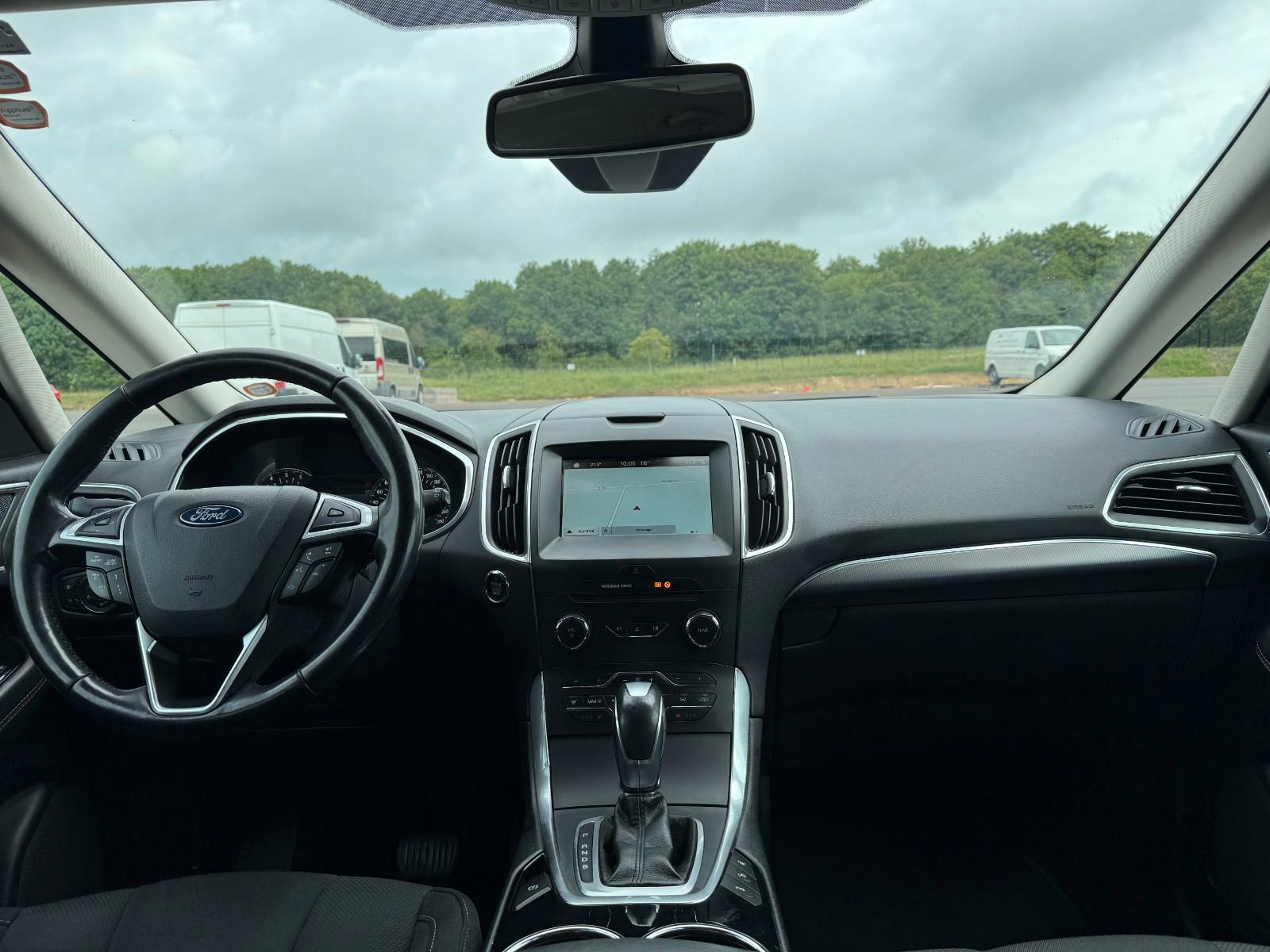 FORD S-MAX 2.0 TDCI 179CH - TITANIUM - BVA - SIÈGES SPORT- GPS -CAMÉRA
