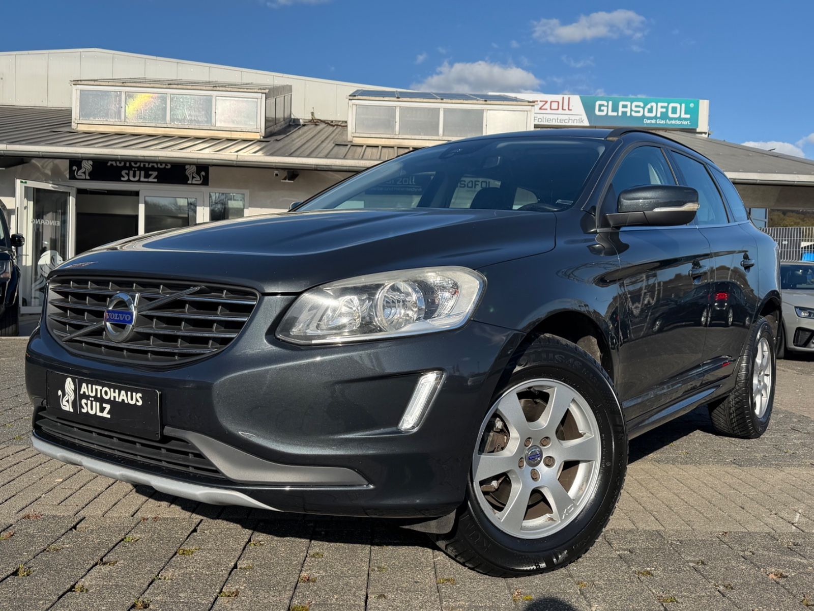 Volvo Volvo XC60 2.0d Momentum/Auto./Leder/Navi