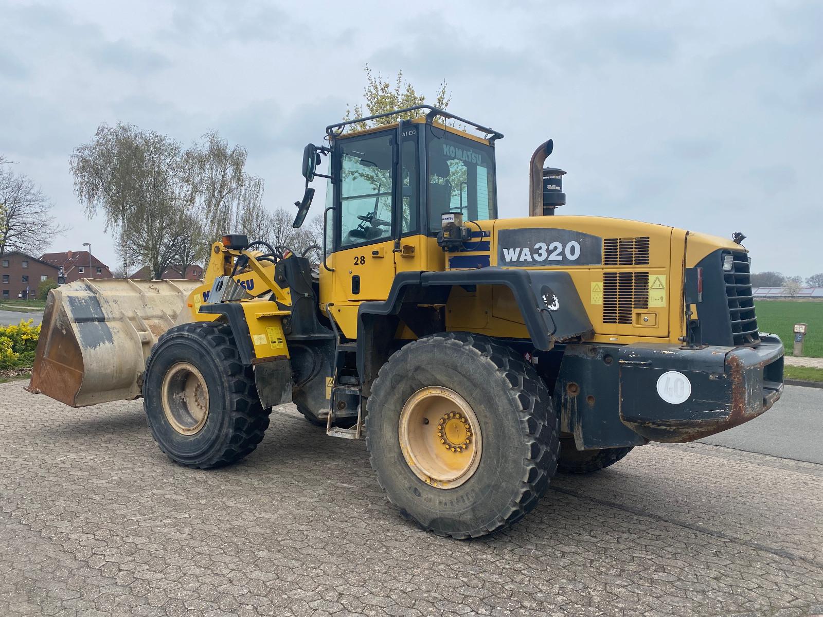 Komatsu WA 320-5 Radlader 40km/h Deutsche Maschine