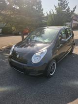Suzuki Alto Basis - gebrauchte Suzuki Alto aus dem Jahr 2011