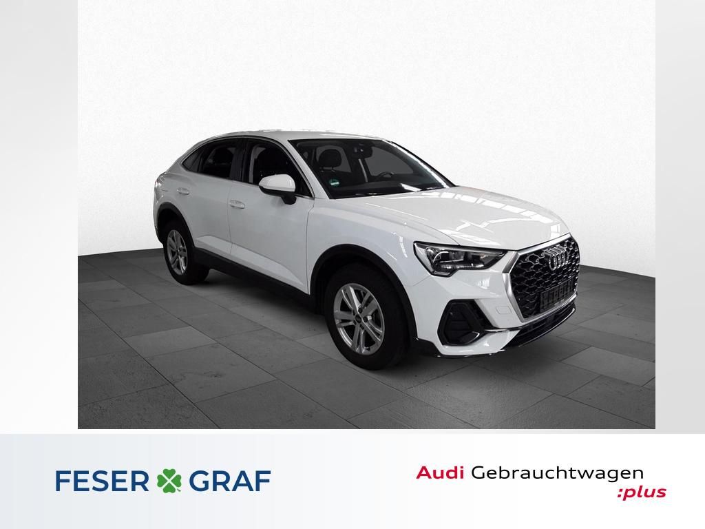 Image of Audi Q3