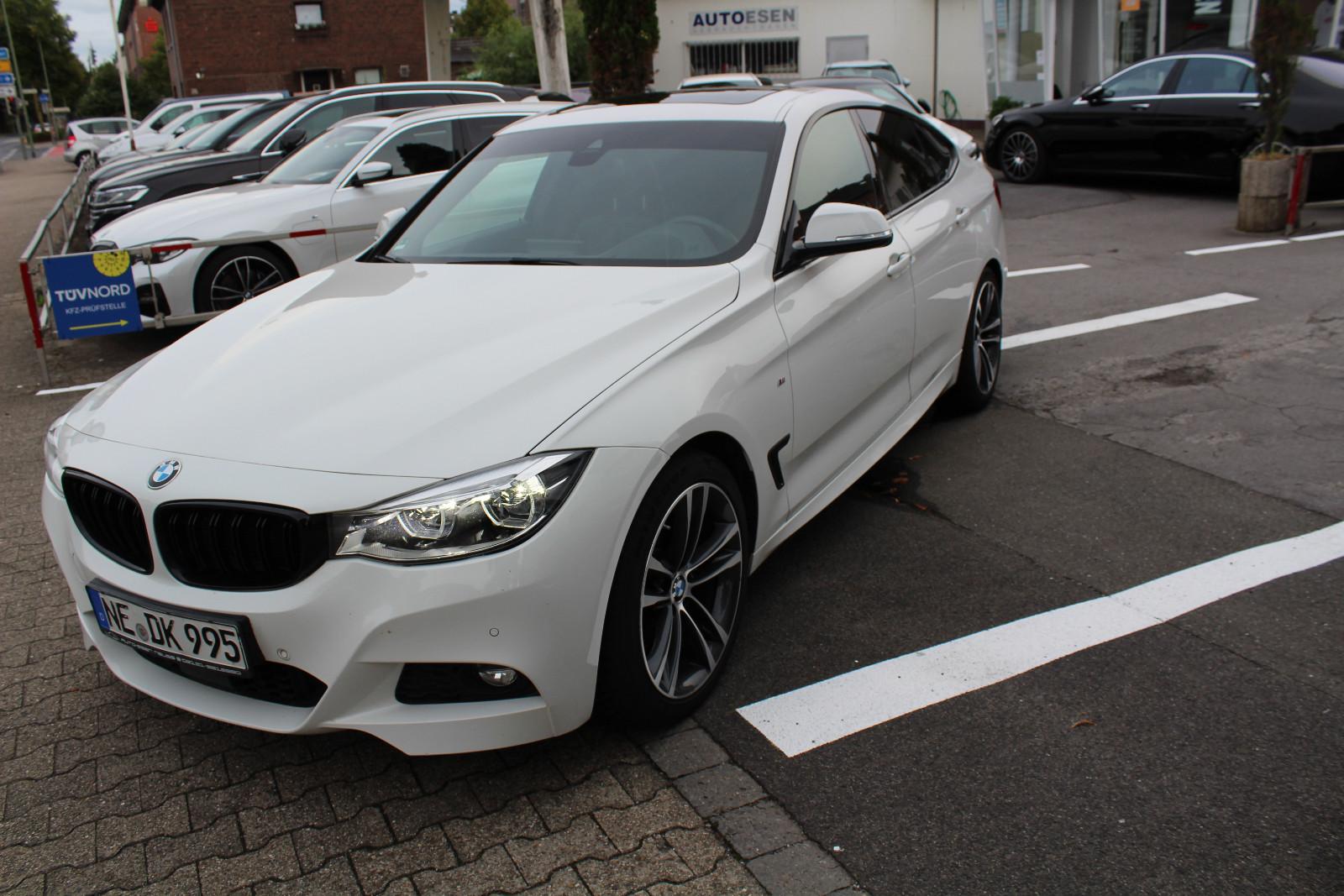 BMW 330d M-SPORTPAKET GT+PANO+KAMERA+HUD+LEDER+H&K