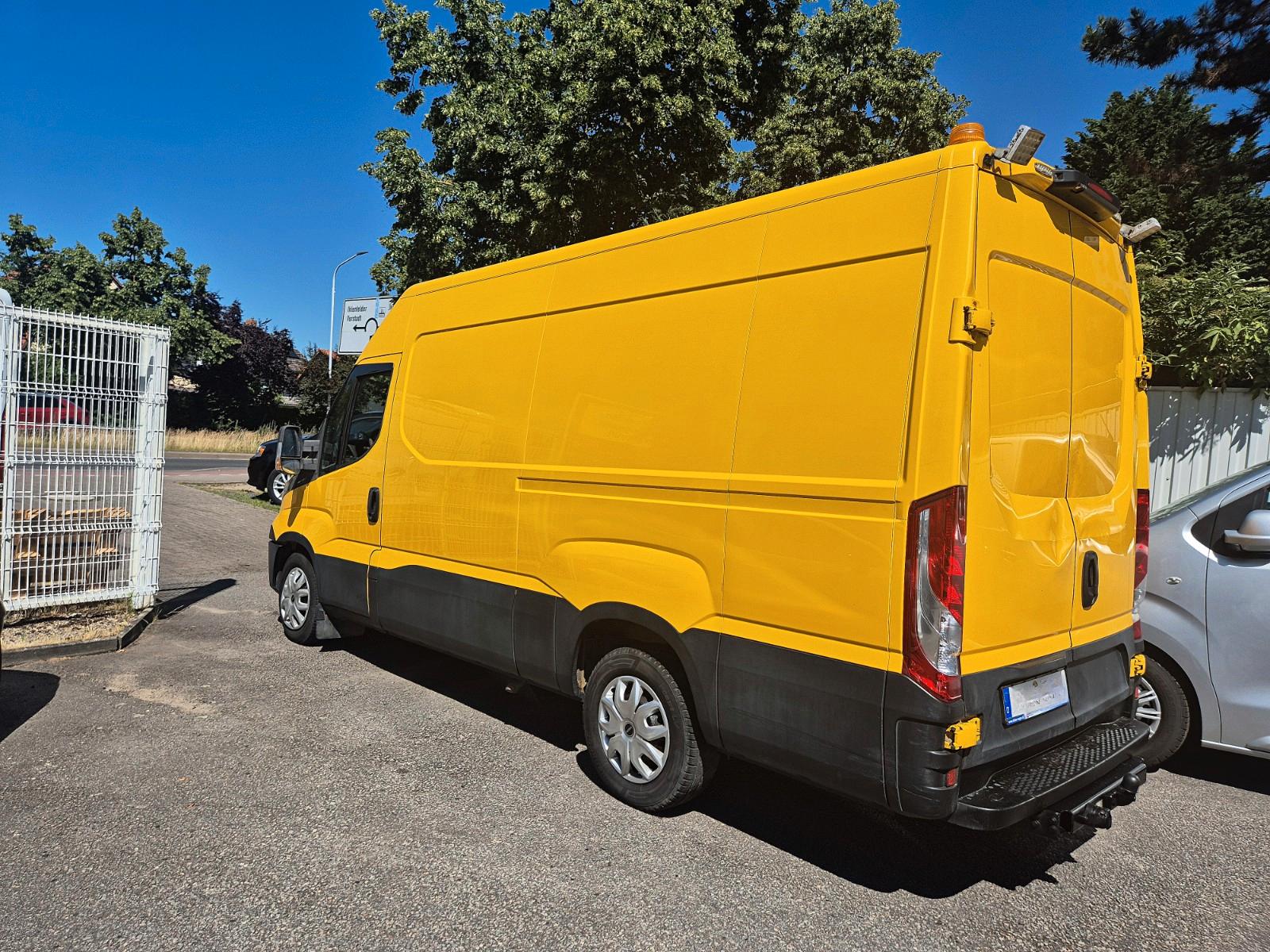 Iveco Daily Kasten Hoch+Lang Klima+AHK 3.5t+LED