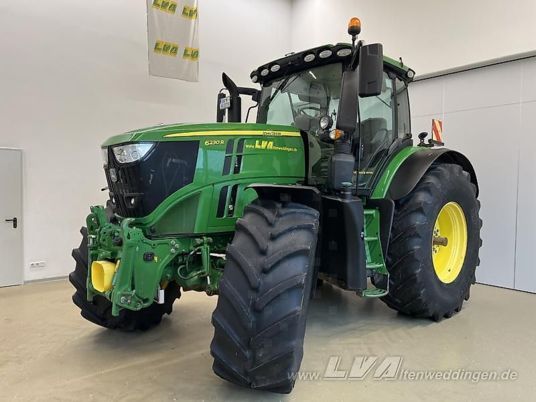 John Deere 6230R mit CommandPro