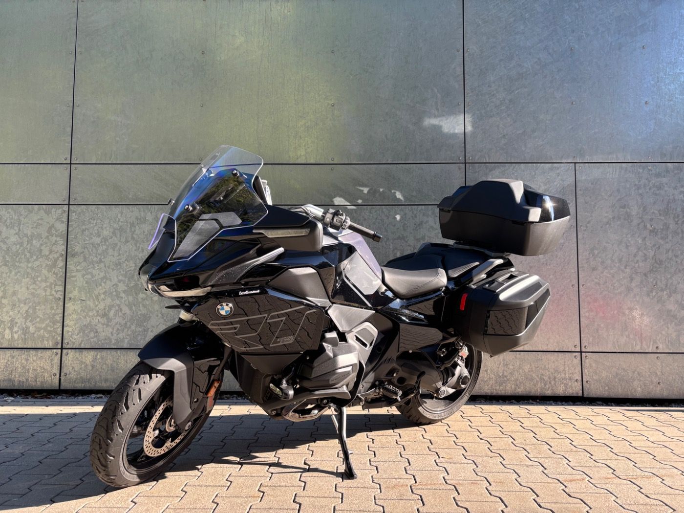 Fahrzeugabbildung BMW R 1300 RT 4 Pakete