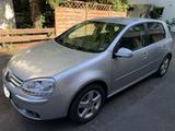 Volkswagen Golf 1.6 Highline - Volkswagen Golf mit LPG-Antrieb