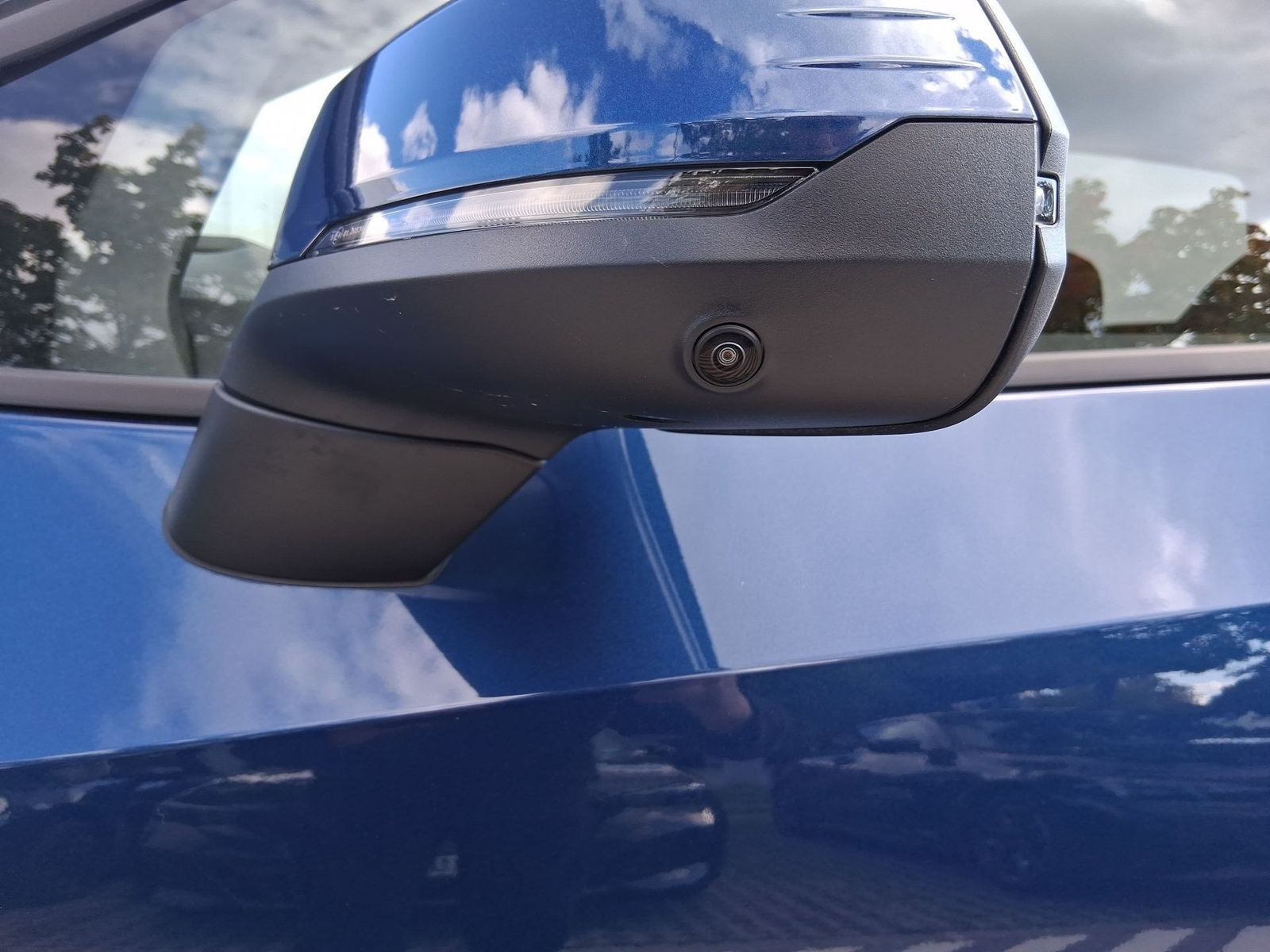 BMW 223 Active Tourer - Bild 17