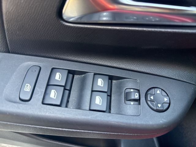Corsa Elegance 1.2 APPLE/ANDROID LED PDC ALLWETT