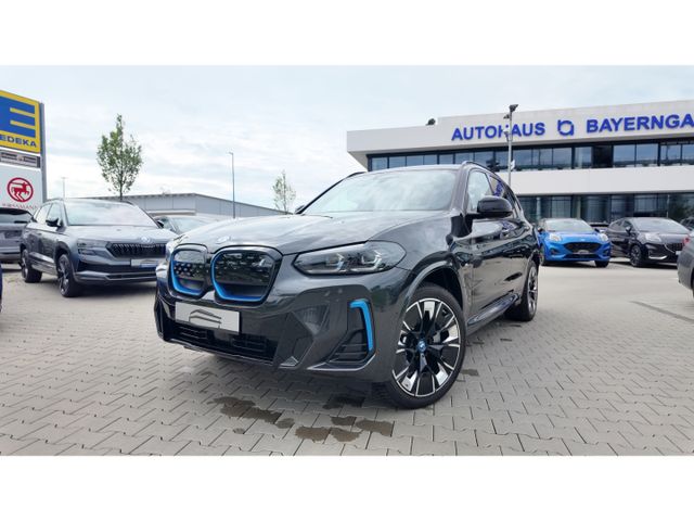 BMW iX3 Impressive Pano AHK HuD ParkPlus ACC LC-Prof